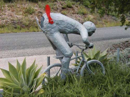 cyclist_mailbox.jpg