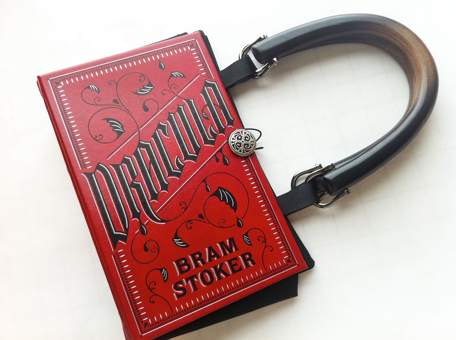 dracula-vampire-purse-book-gothic.jpg