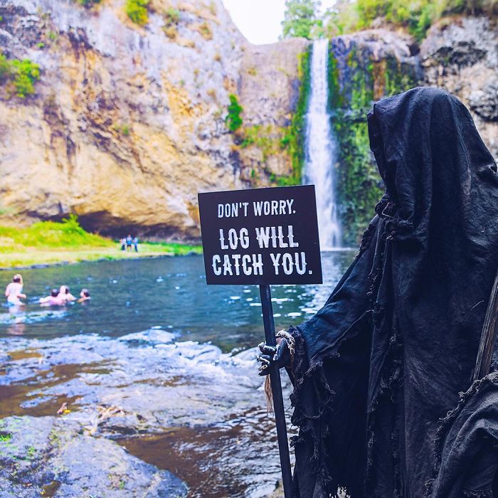 grim-reaper-beach-instagram-photos-swimreaper-3-59f6e968c2ce6_700.jpg