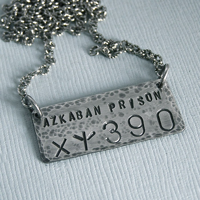 harry-potter-jewelry-accessories-gift-ideas-423_700.jpg