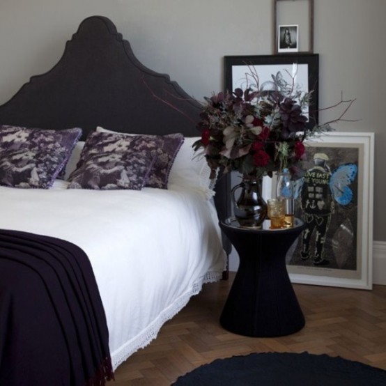 impressive-gothic-bedroom-designs-17-554x554.jpg