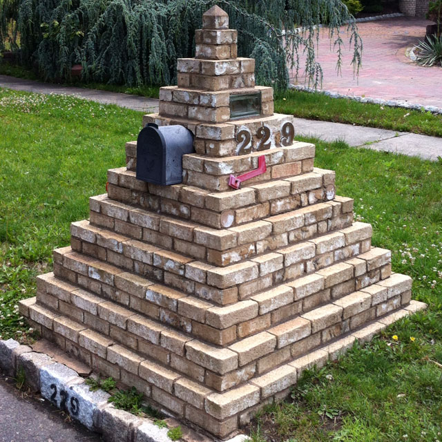 pyramid.jpg