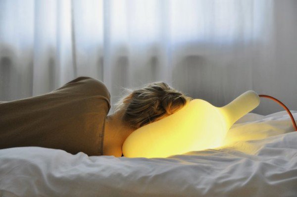 unique-and-fun-lamp-with-soft-and-flexible-shade-600x398.jpg