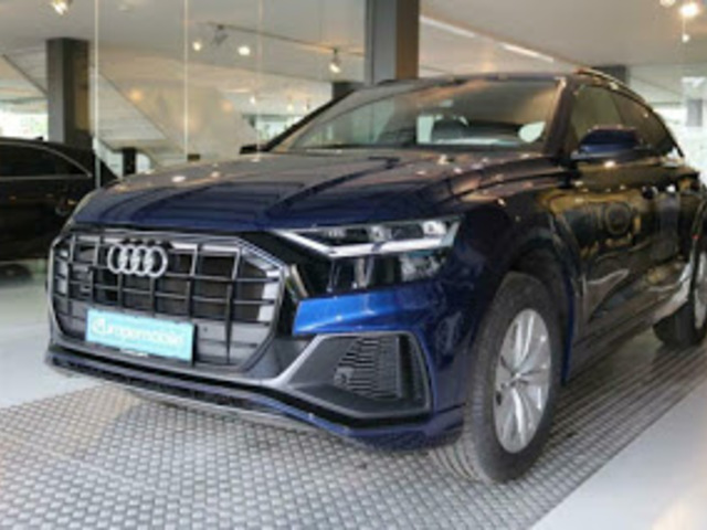 AZ IGÉNYES AUTÓSOK KOCSIJA: AUDI Q8 55 TFSI