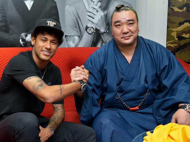 Neymar és Harumafuji