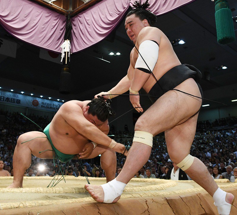 20170717-yoshikaze-harumafuji.jpg