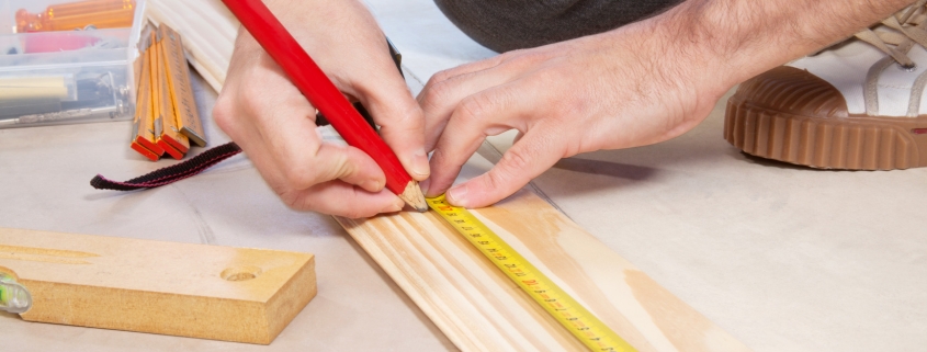 cropped-hand-of-a-carpenter-845x321.jpg