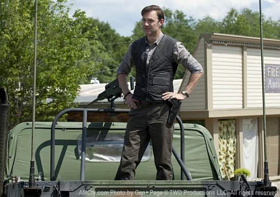 The-Walking-Dead-Season-3-Photo-9-610x429.jpg