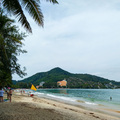 Phuket második nap - egy inspiráló sztori, majmok szabadlábon és beach time