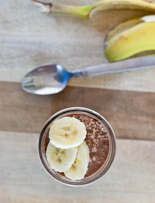 chocolate-banana-high-protein-overnight-oatmeal-3.jpg