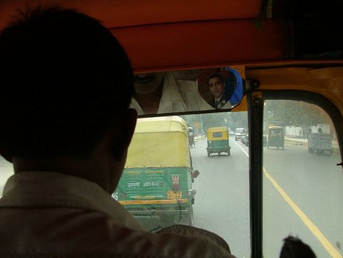 Autorikshaw_in_Delhi_500.JPG