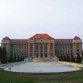 A Debreceni Egyetem főépülete, Debrecen
