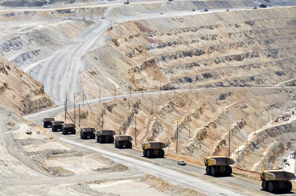 Mining-Trucks-Open-Pit-Mine-DSC8043.jpg