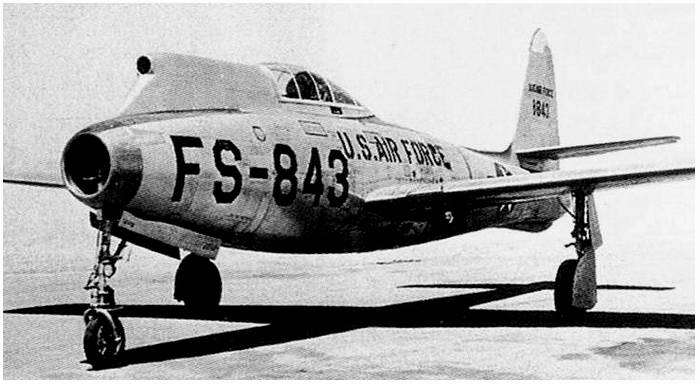 f-84.jpg