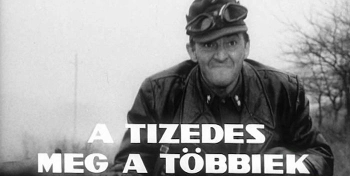 tizedes_meg_a_tobbiek.jpg