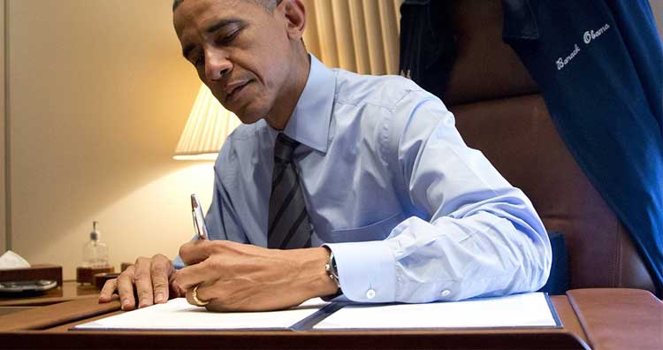left-handed-obama.jpg