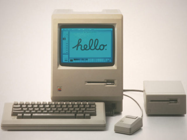 35 évvel ezelőtt mutatta be Steve Jobs az első Macintosh-t