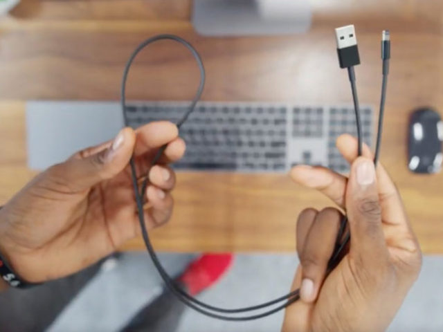 Hogy mi? Hivatalos FEKETE Apple Lightning kábel!