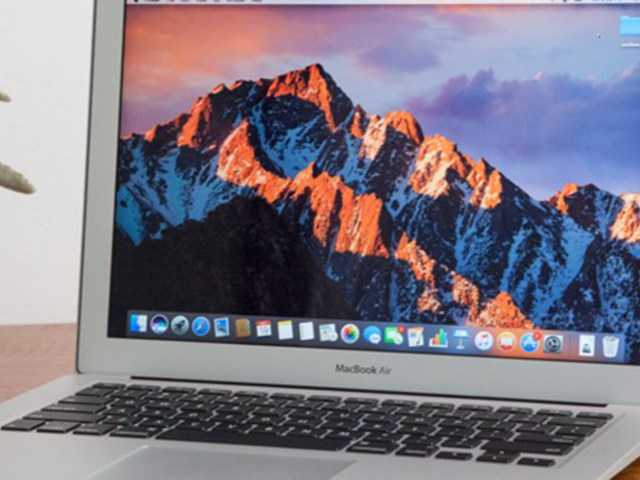 Lehet, hogy érdemes kivárni: hamarosan olcsóbb MacBook Air érkezhet