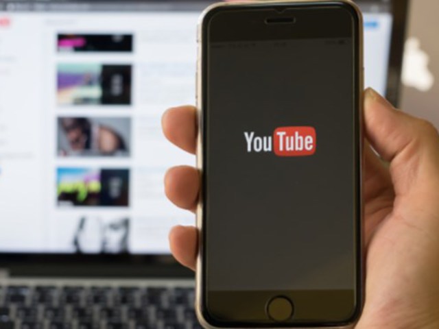 A YouTube-on szokott zenét hallgatni? Akkor ezt nézze: új szolgáltatás indul, netkapcsolat és reklámok nélkül
