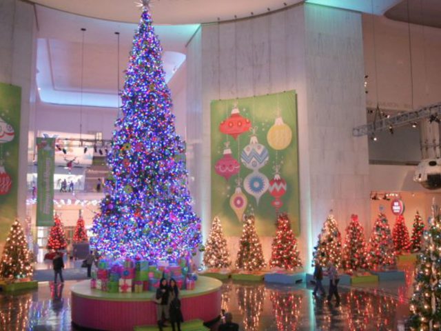 Virtuális ölelés a virtuális fa alatt: a jövő karácsonya