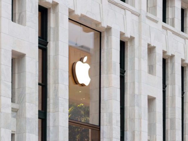 Megnyitott a világ legkülönlegesebb Apple Store-ja