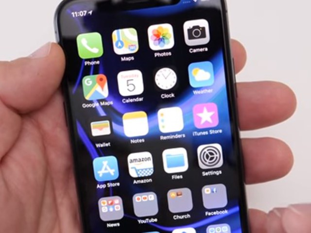 Fejfájás, szemproblémák az iPhone X-től?