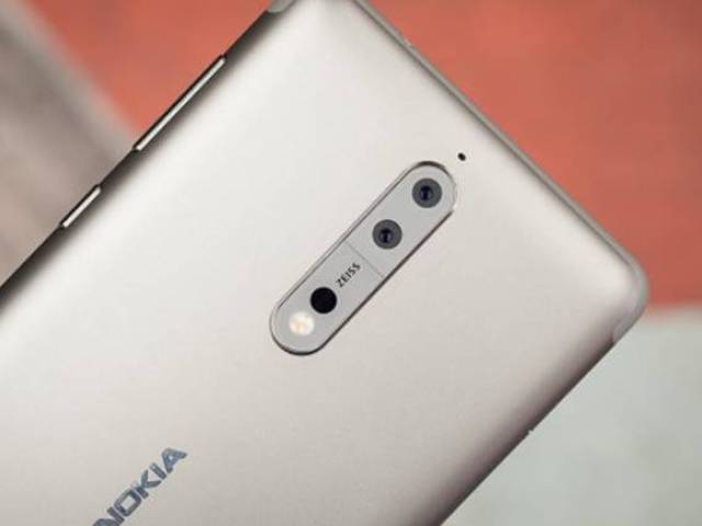 Dupla kamerával közelít a Nokia X6