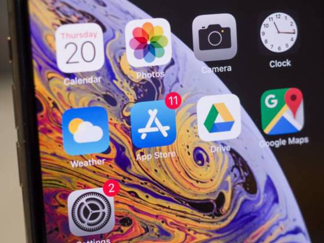 Ingyen adják a hackerek a fizetős iPhone-appokat
