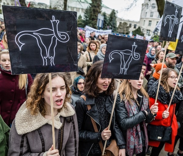 abortusz-lengyelorszag.jpg