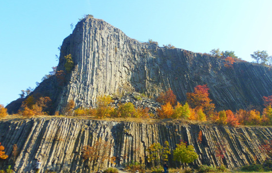 hegyestu.png
