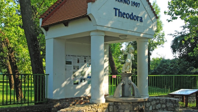 teodora.jpg