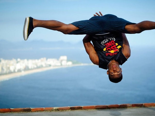 Amikor a capoeira találkozik a break tánccal