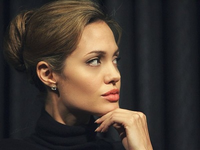 Angelina mellrák.jpg