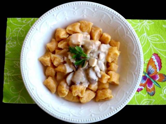 Gnocchi sütőtökkel, vargányával