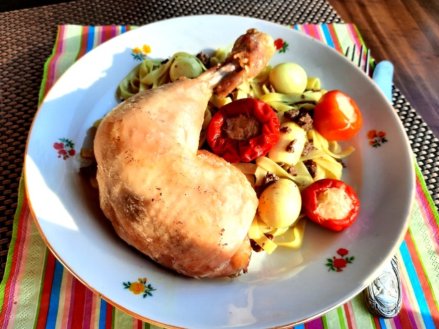 Roma májas tészta csirkével, leegyszerűsítve