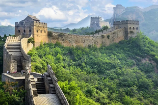 A kínai nagy fal szabad szemmel is látható a Holdról