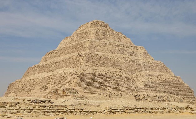068_dzsoszer-piramis_archeaology_org.jpg