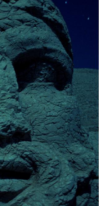 nemrut_half.JPG