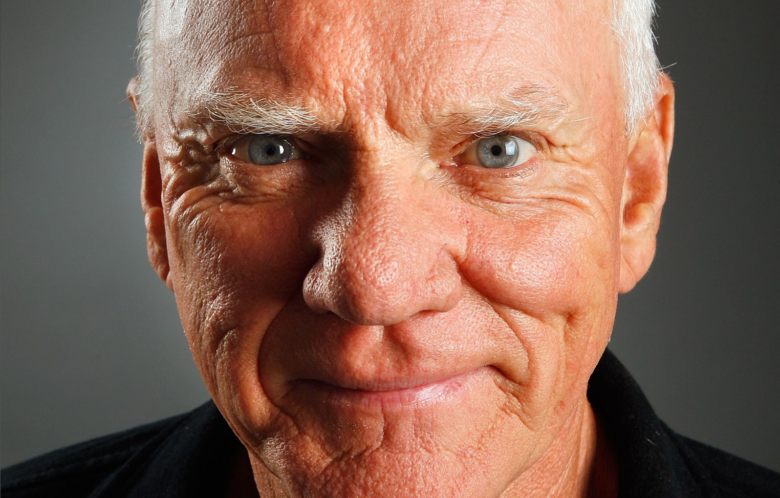 Malcolm-McDowell-Wallpaper.jpg