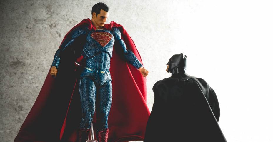 mafex-x-batman-v-superman-06-928x483.jpg