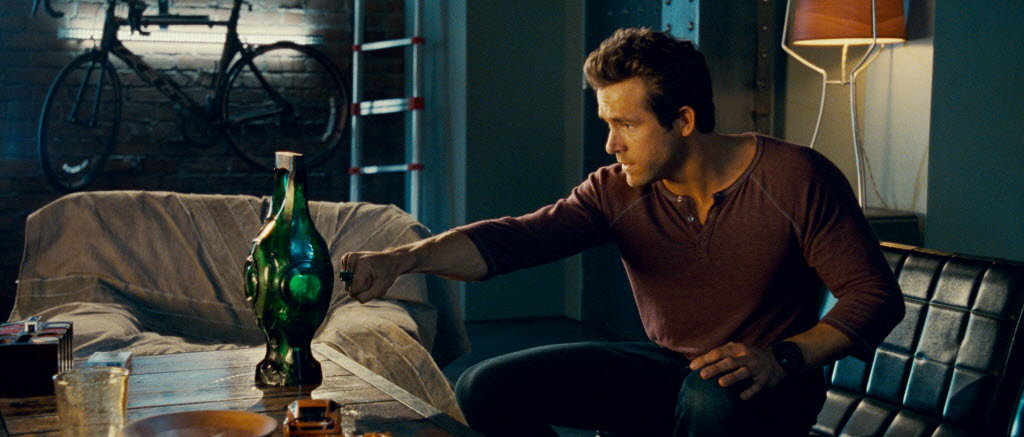 green-lantern-ryan-reynolds-375d7a36194ed608.jpg