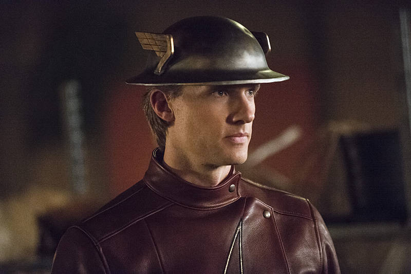 teddy-sears-as-jay-garrick-in-the-flash-season-2-episode-2-headshot.jpg