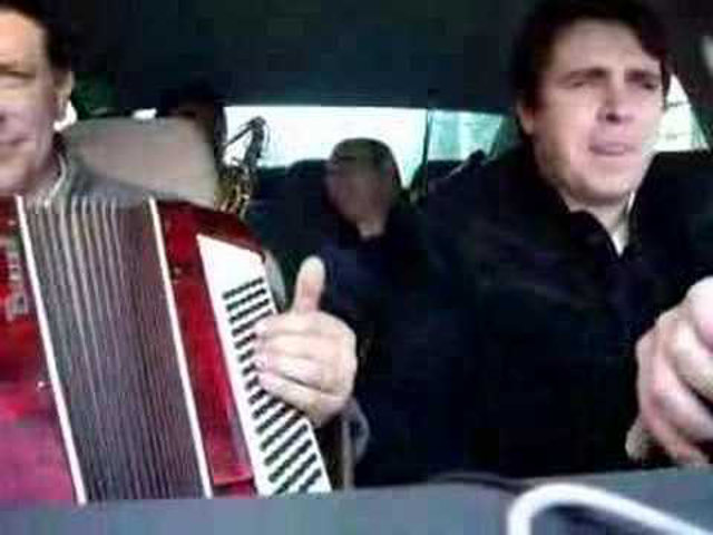 Székely Hoki szurkolói dal Népiesen! :)