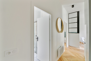 Párizsi lakás ötletes megoldásokkal 37 m2-en