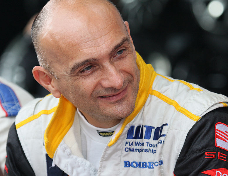 778px-Gabriele_Tarquini_2009_WTCC_Race_of_Japan.jpg