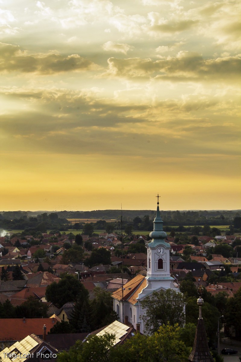 Két temploma van csak a városnak, ez a másik. (Katolikus)<br /><br />f/22, 1/100, iso200