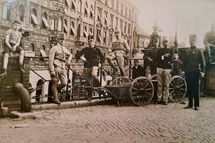 De mégis mi történt 1912-ben Budapesten? Avagy hol találkozik a Szent Korona az órásmesterrel?