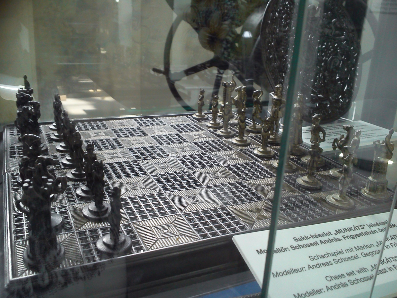 Egyedi kialakítású sakk-készlet