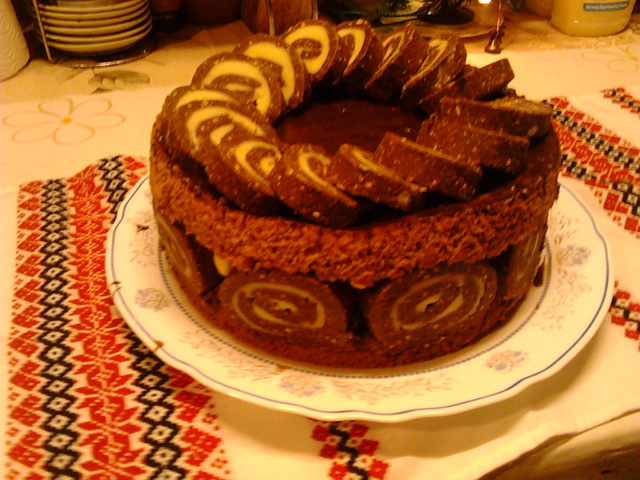 Keksztekercs torta